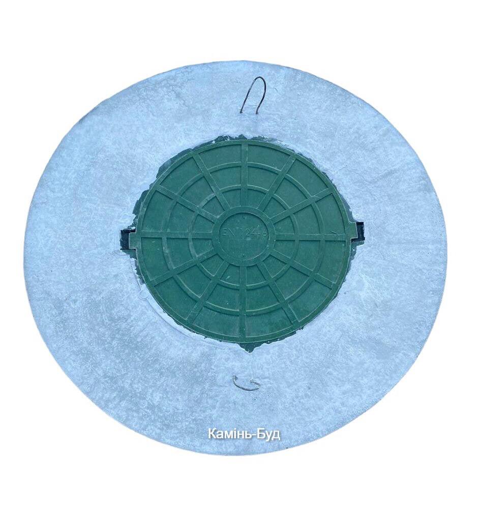 Кришка бетонна з пластиковим люком 